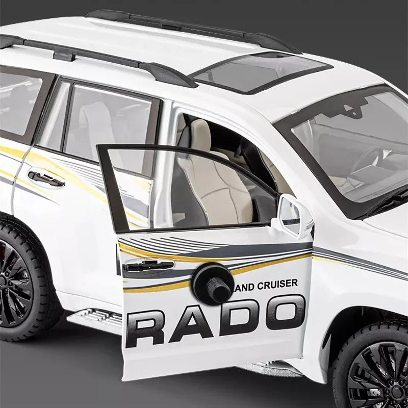 1:18 Diecast Toyota Land Cruiser Prado TX Model - Image 5