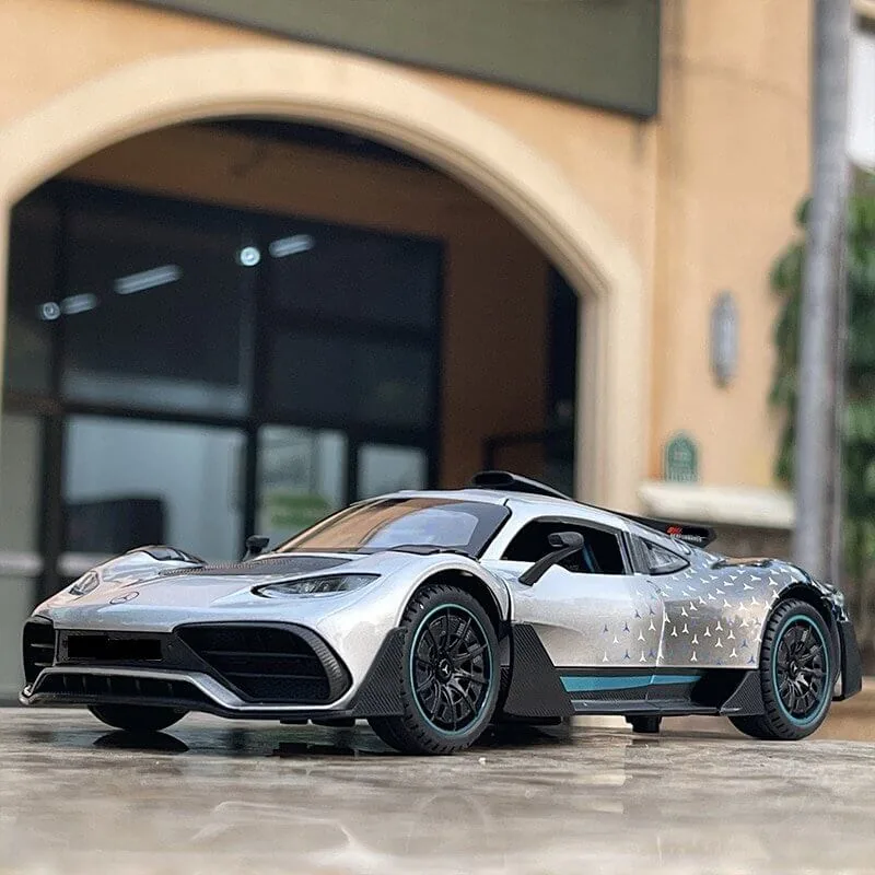 1:24 Diecast Mercedes Benz AMG One - Image 2