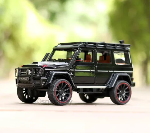 1:24 Remote Control Mercedes Benz G-Class Diecast Car Light And Sound With Smoke Effect - Image 4