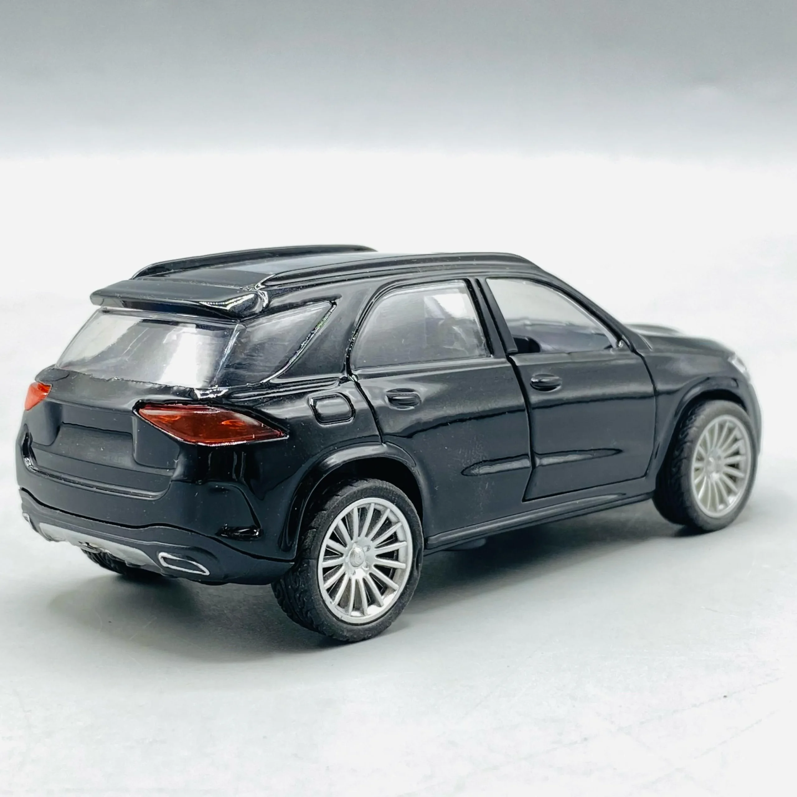 1.38 Scale Brabus Solar Power diecast Car - Image 6