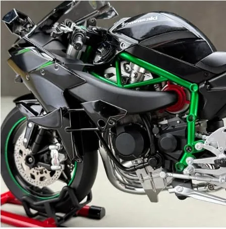 1:6 Scale Kawasaki Ninja H2R Diecast Bike With Smoke Effect - Image 9