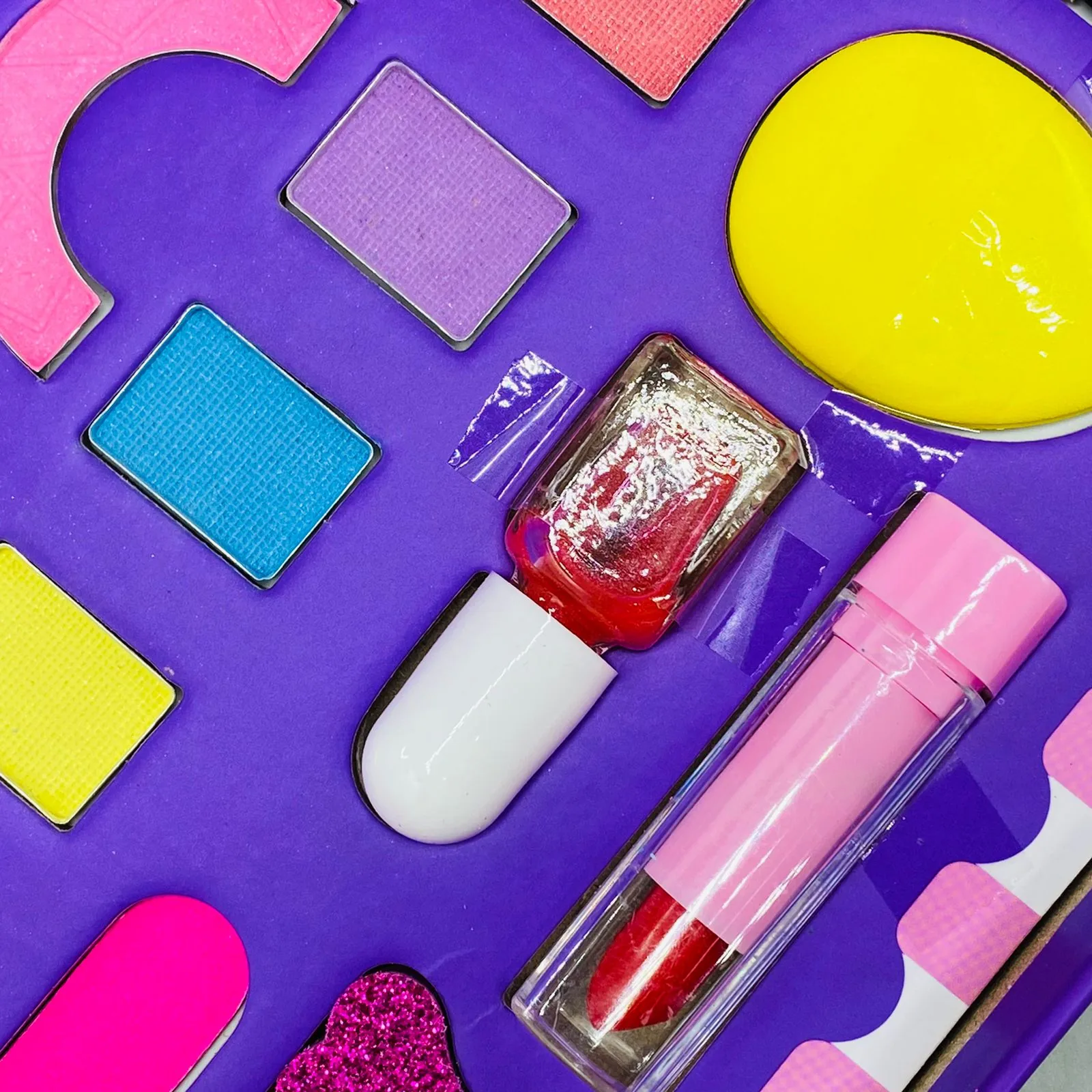 2 in 1 Makeup Kit Box - Image 2