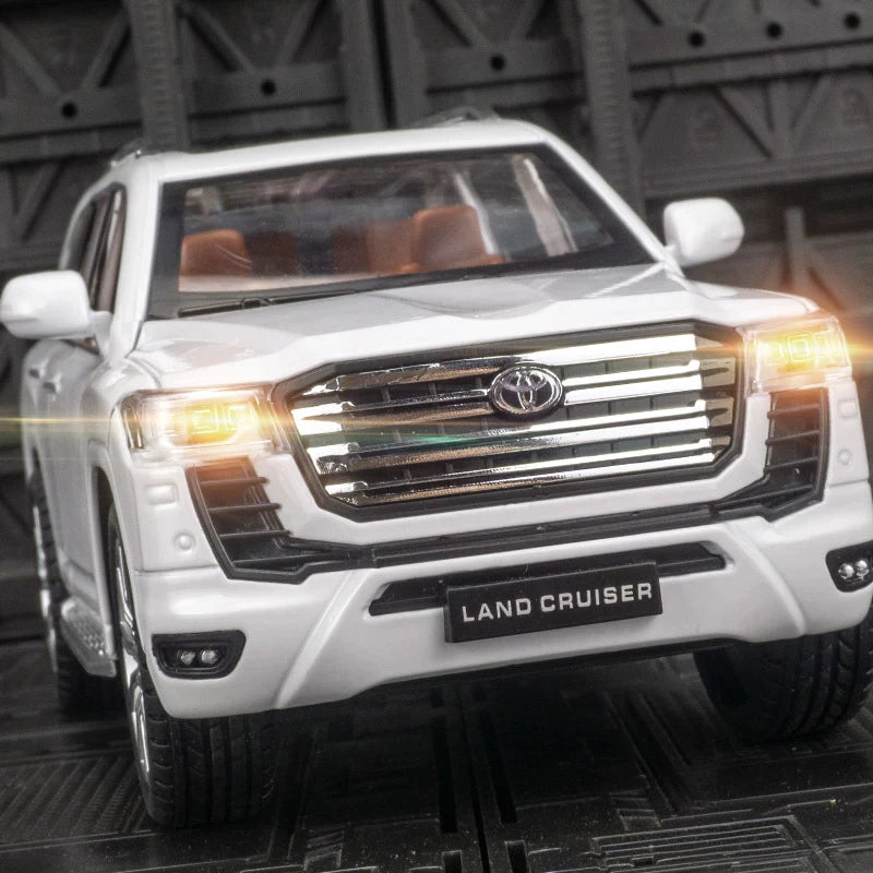 Diecast Toyota Land Cruiser LC300 - Image 2