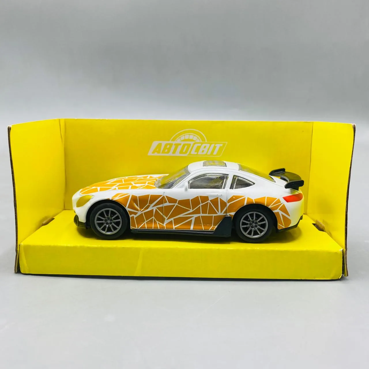 HELI Pocket 1/36 Scale Die-Cast Model Car - Image 4