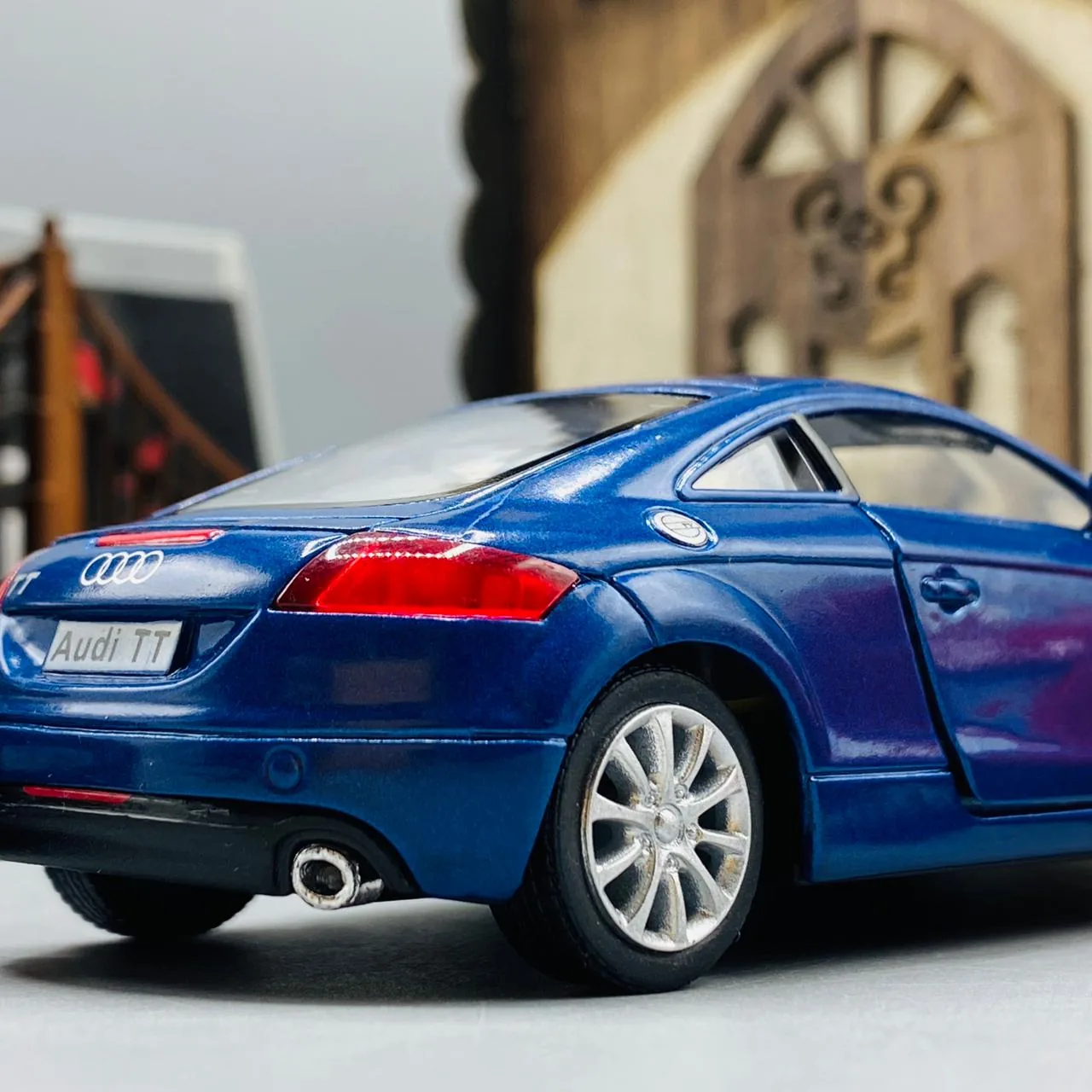 KINSMART Audi TT Coupe - Image 13