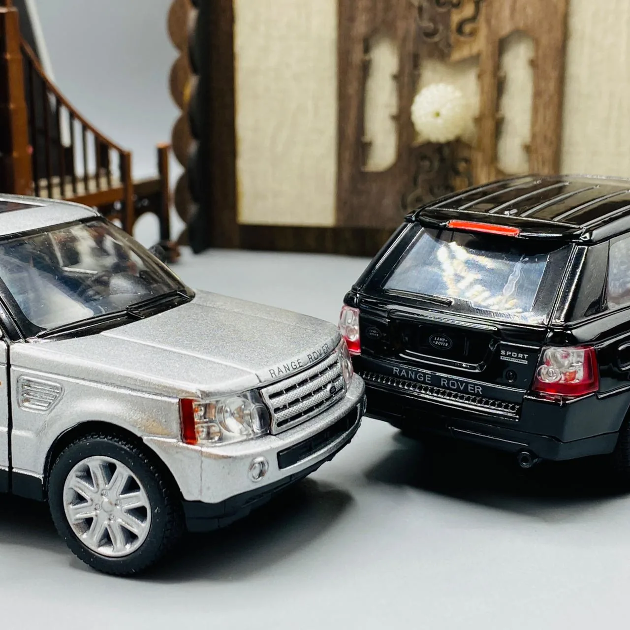 KINSMART Range Rover Sport - Image 12