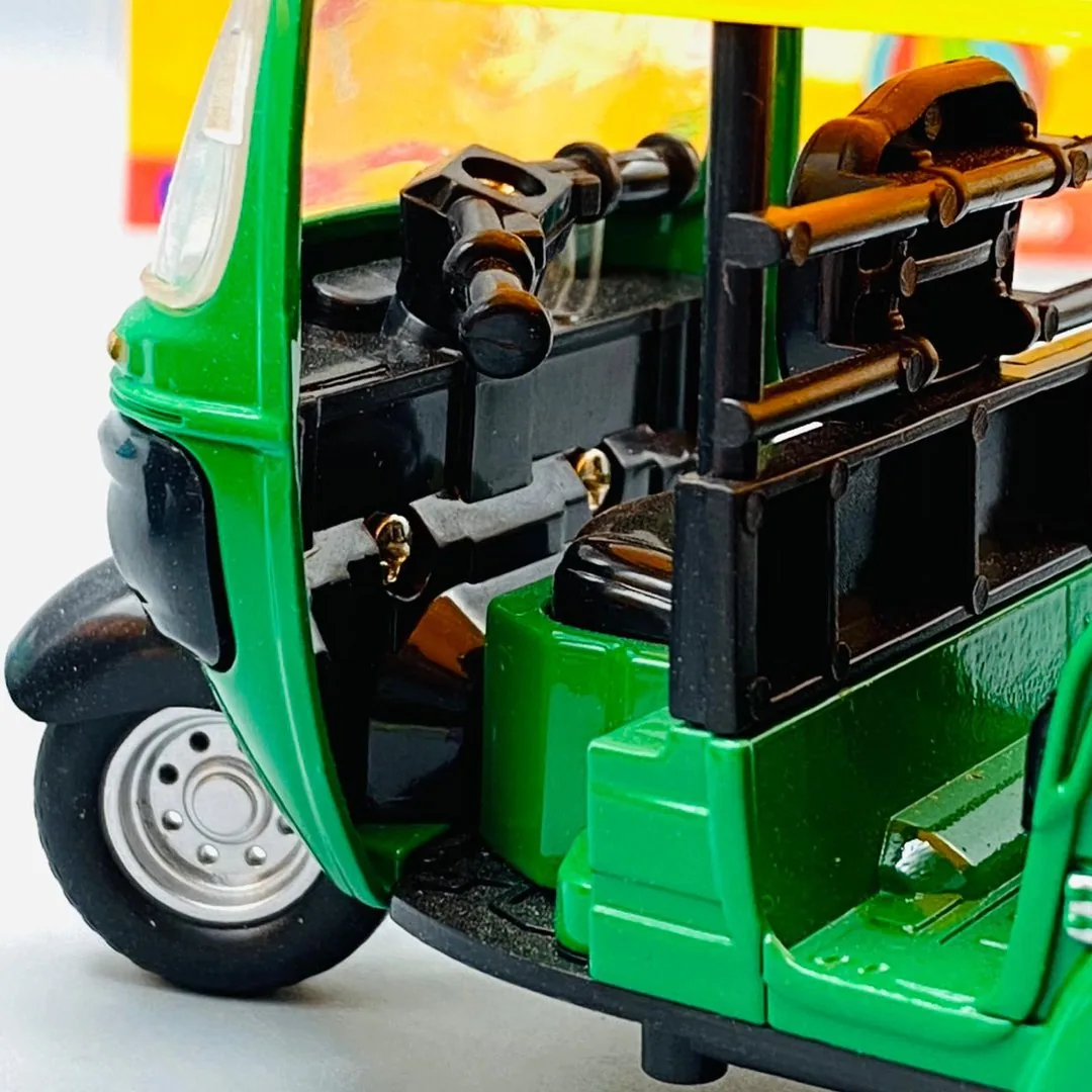 Metal Miniature CNG Auto Rickshaw - Image 8