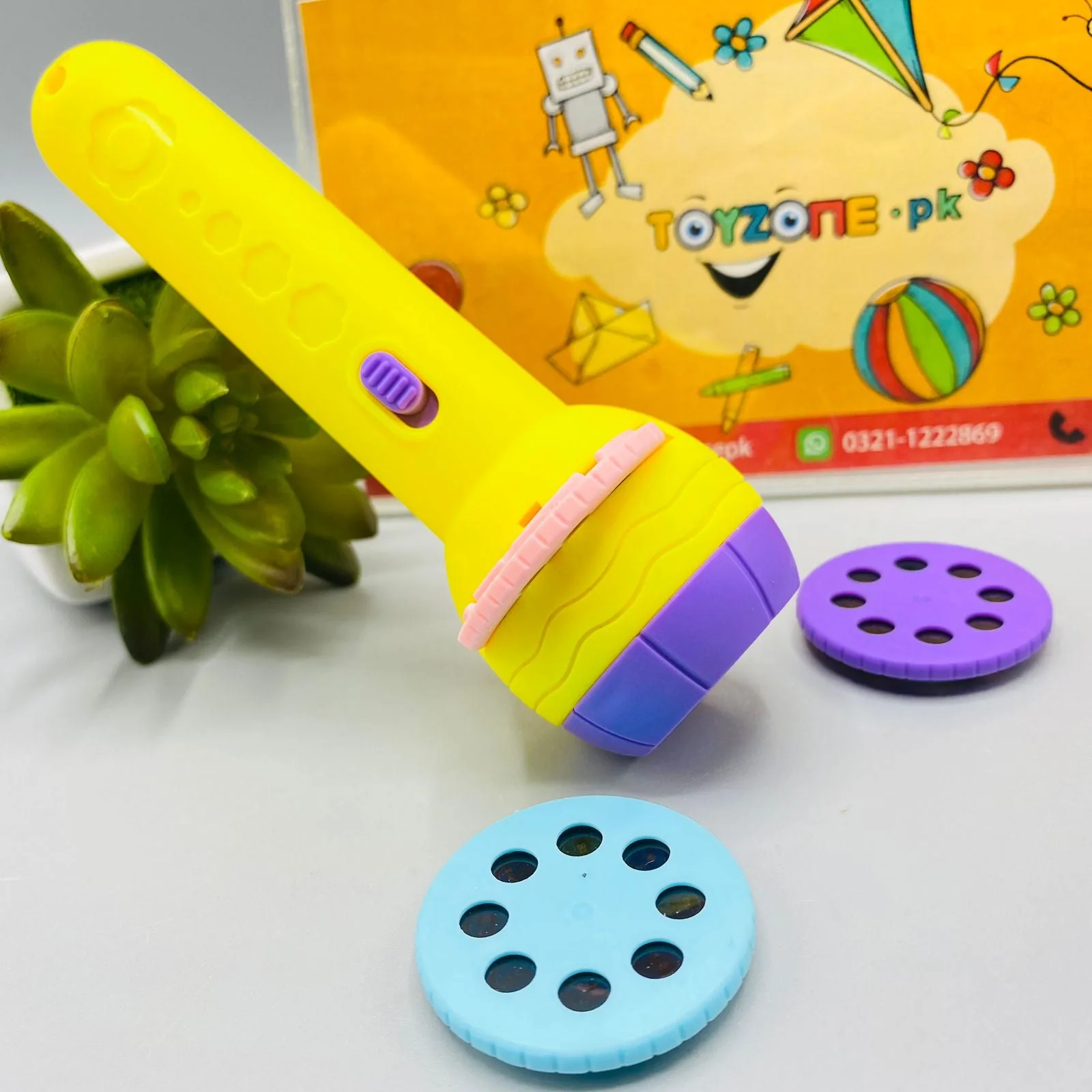 Mini Flashlight Projector Slide Projector Toy - Image 2