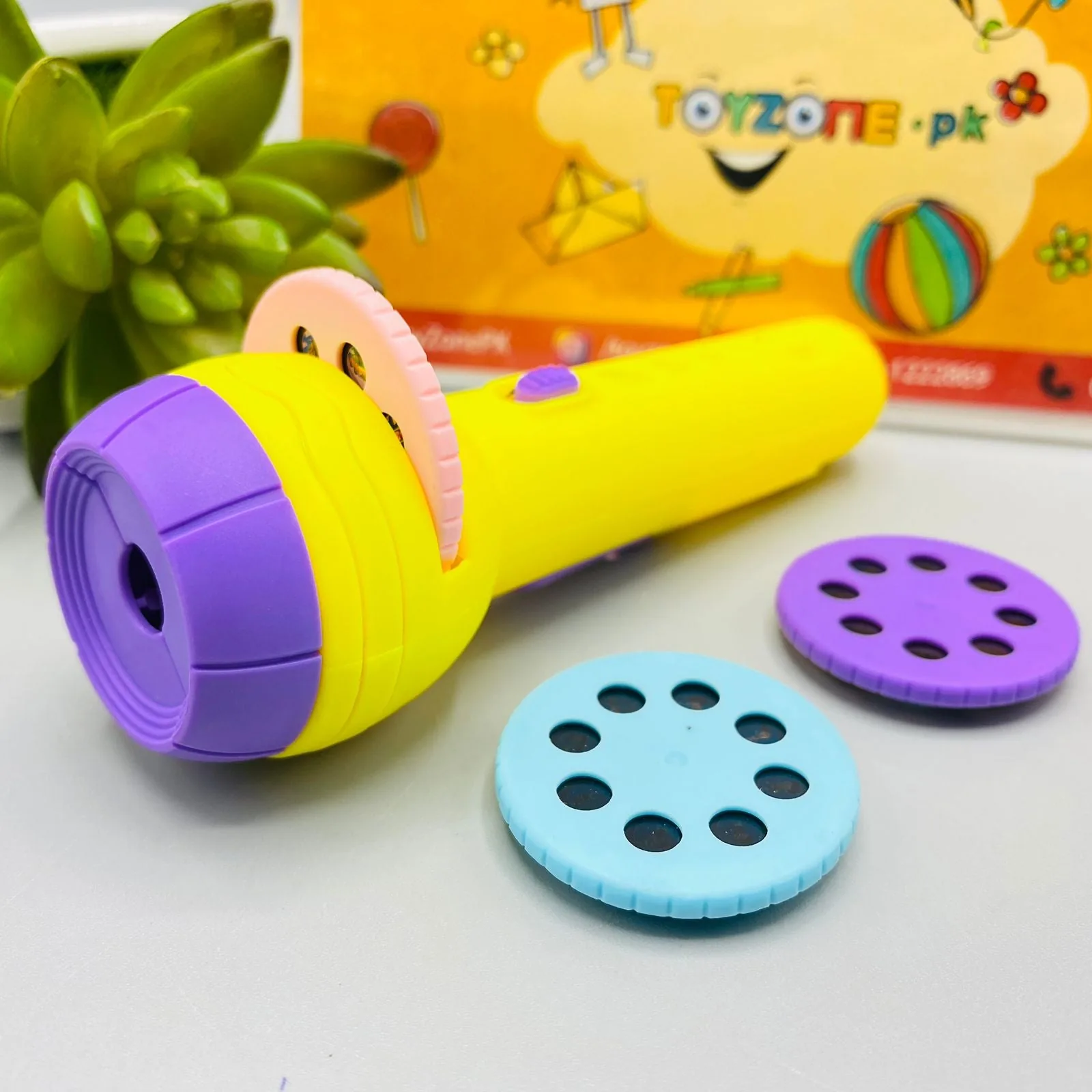 Mini Flashlight Projector Slide Projector Toy - Image 3