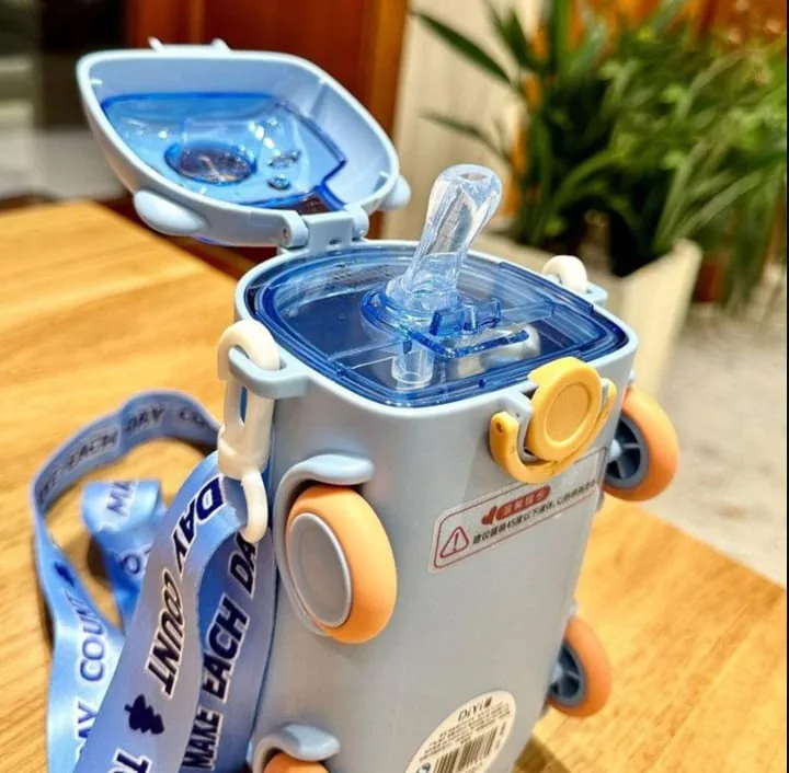 Portable Bus Water Bottle With Silicone Straw - Image 10