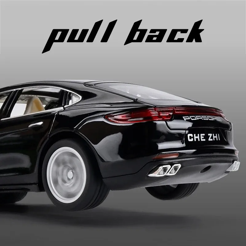 1:24 Scale Panamera Porsche Diecast Model - Image 2