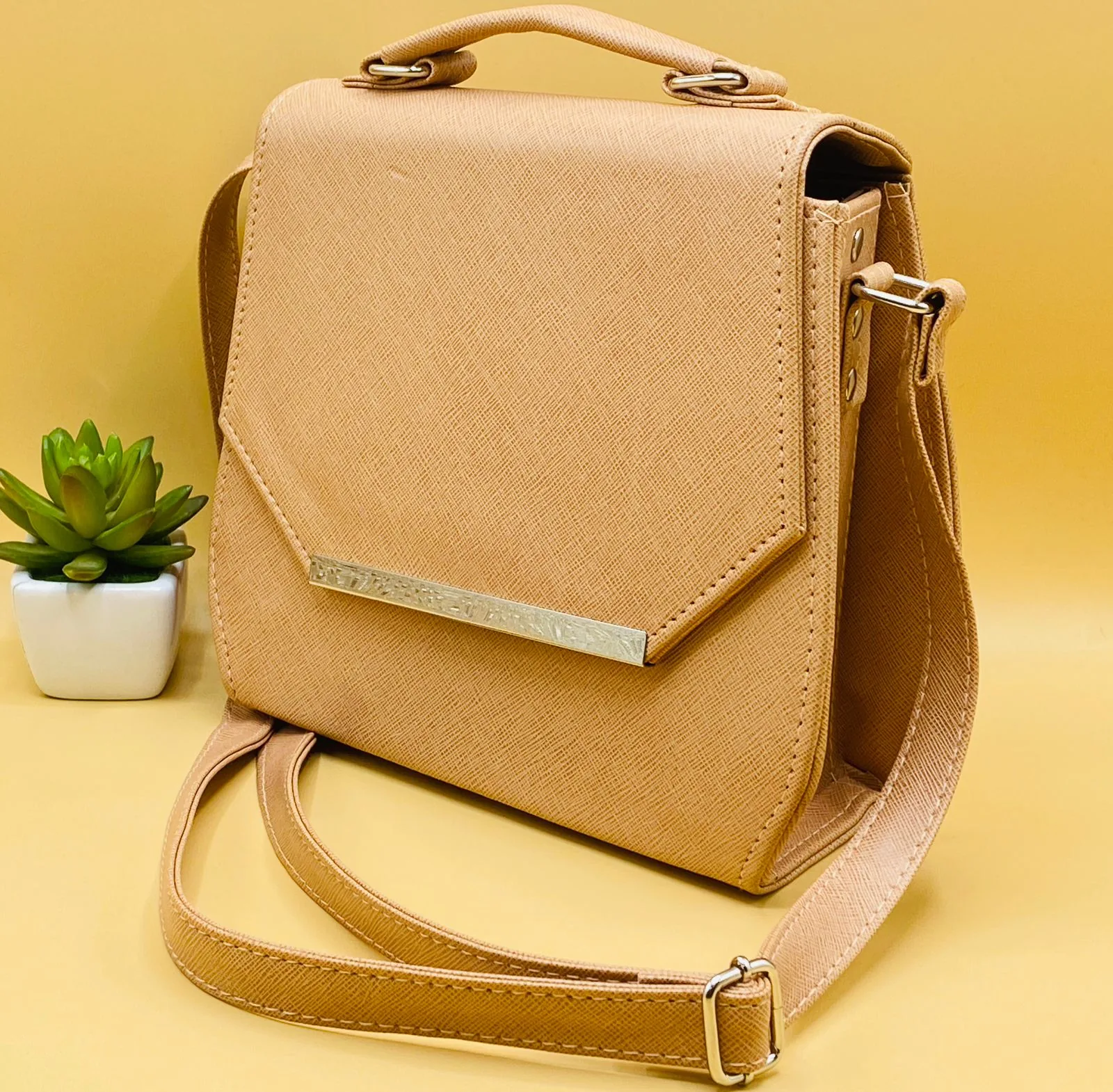Fawn Formal Shoulder Bag