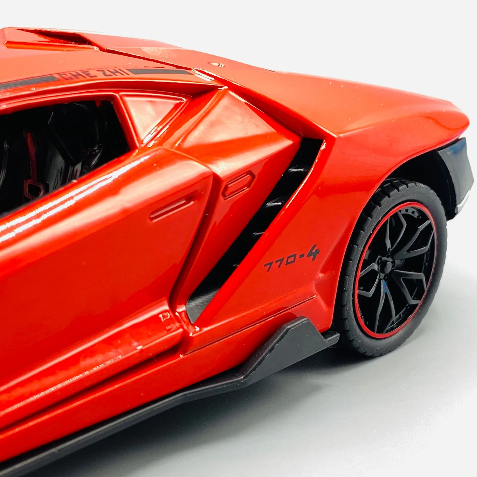Metal Body Lamborghini Centenario with Light & Sound 1:24 Scale - Image 14