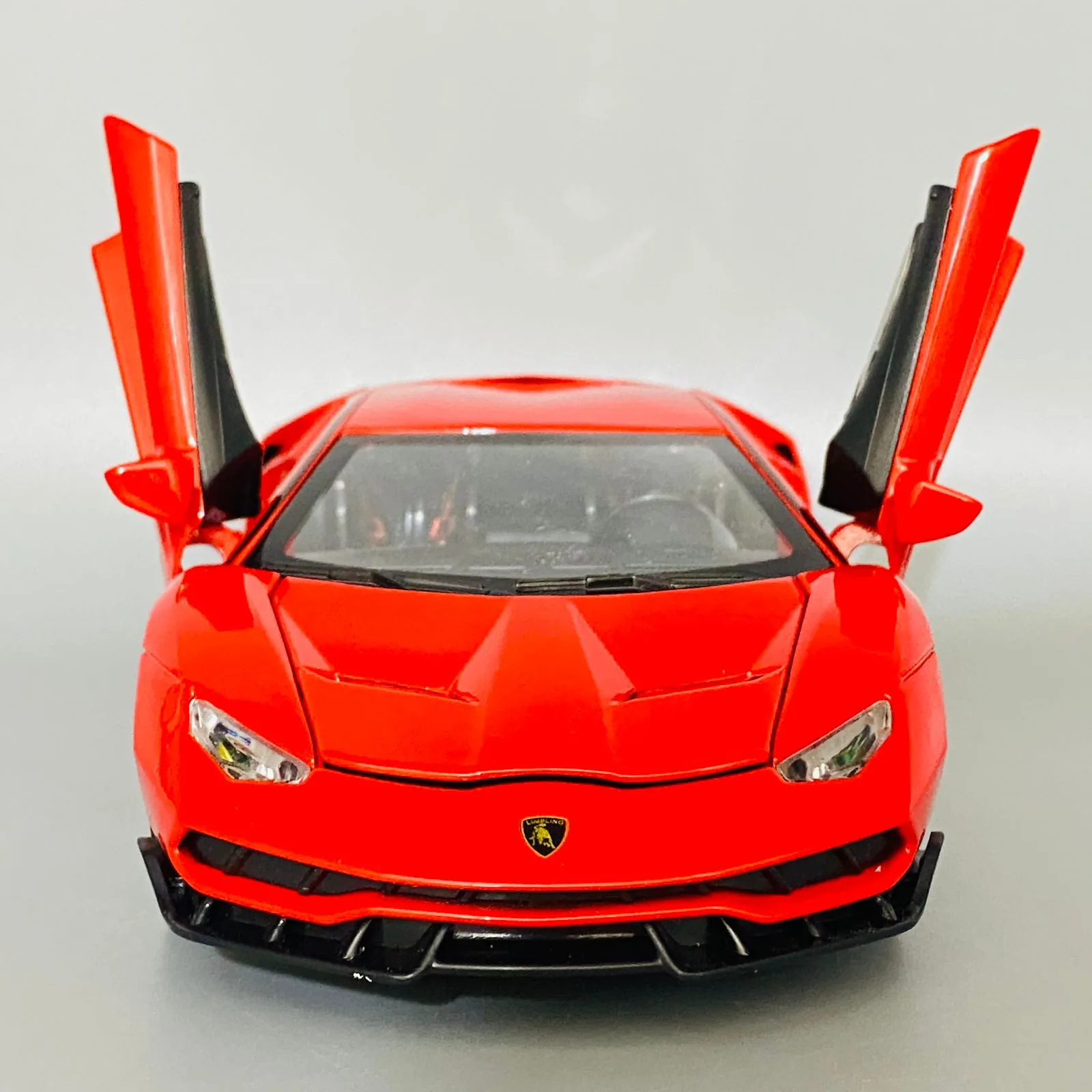 Metal Body Lamborghini Centenario with Light & Sound 1:24 Scale - Image 17
