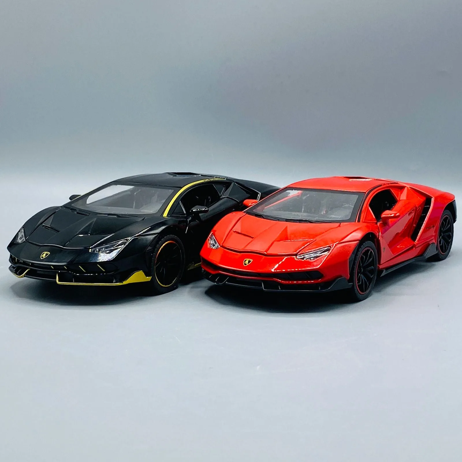 Metal Body Lamborghini Centenario with Light & Sound 1:24 Scale - Image 25