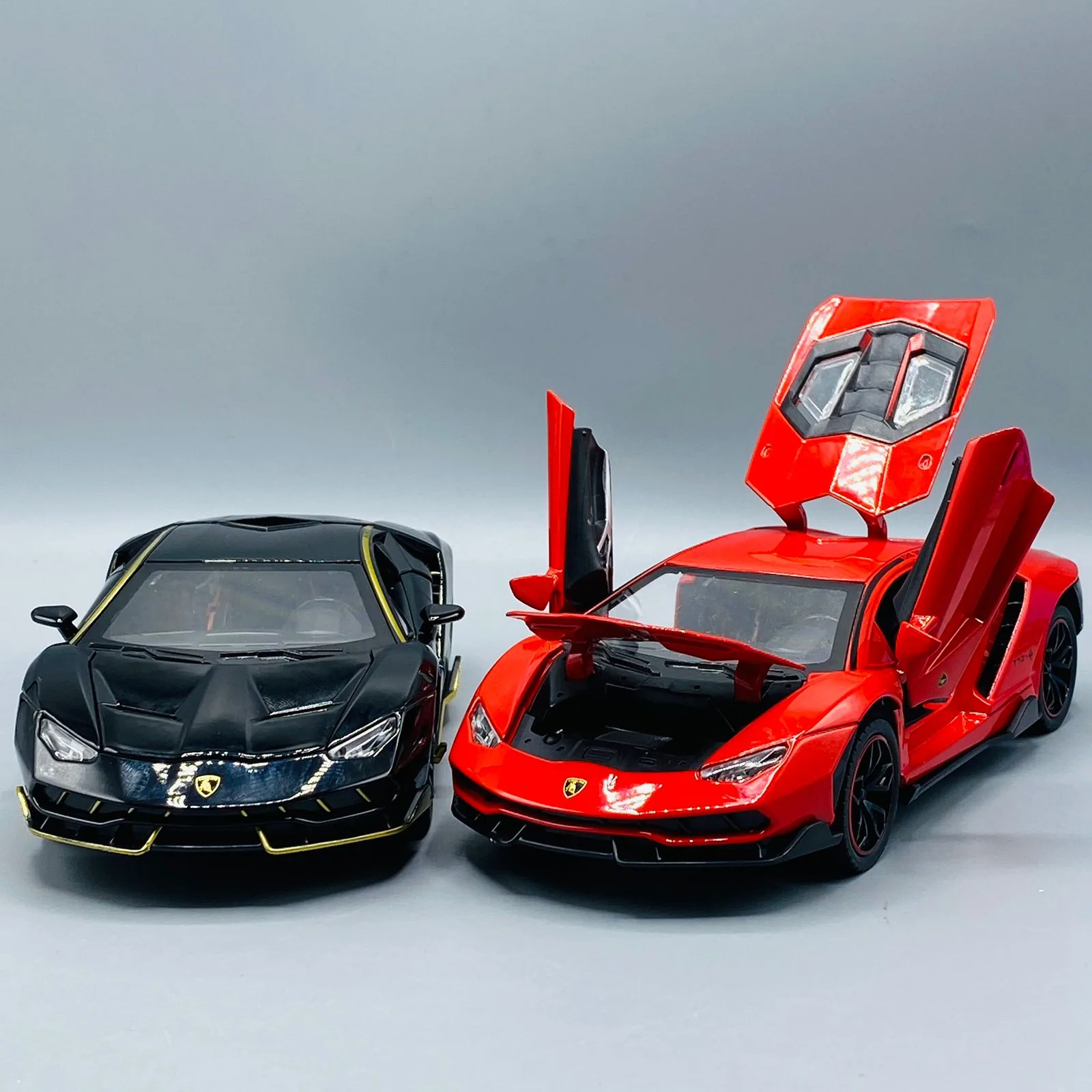 Metal Body Lamborghini Centenario with Light & Sound 1:24 Scale - Image 26