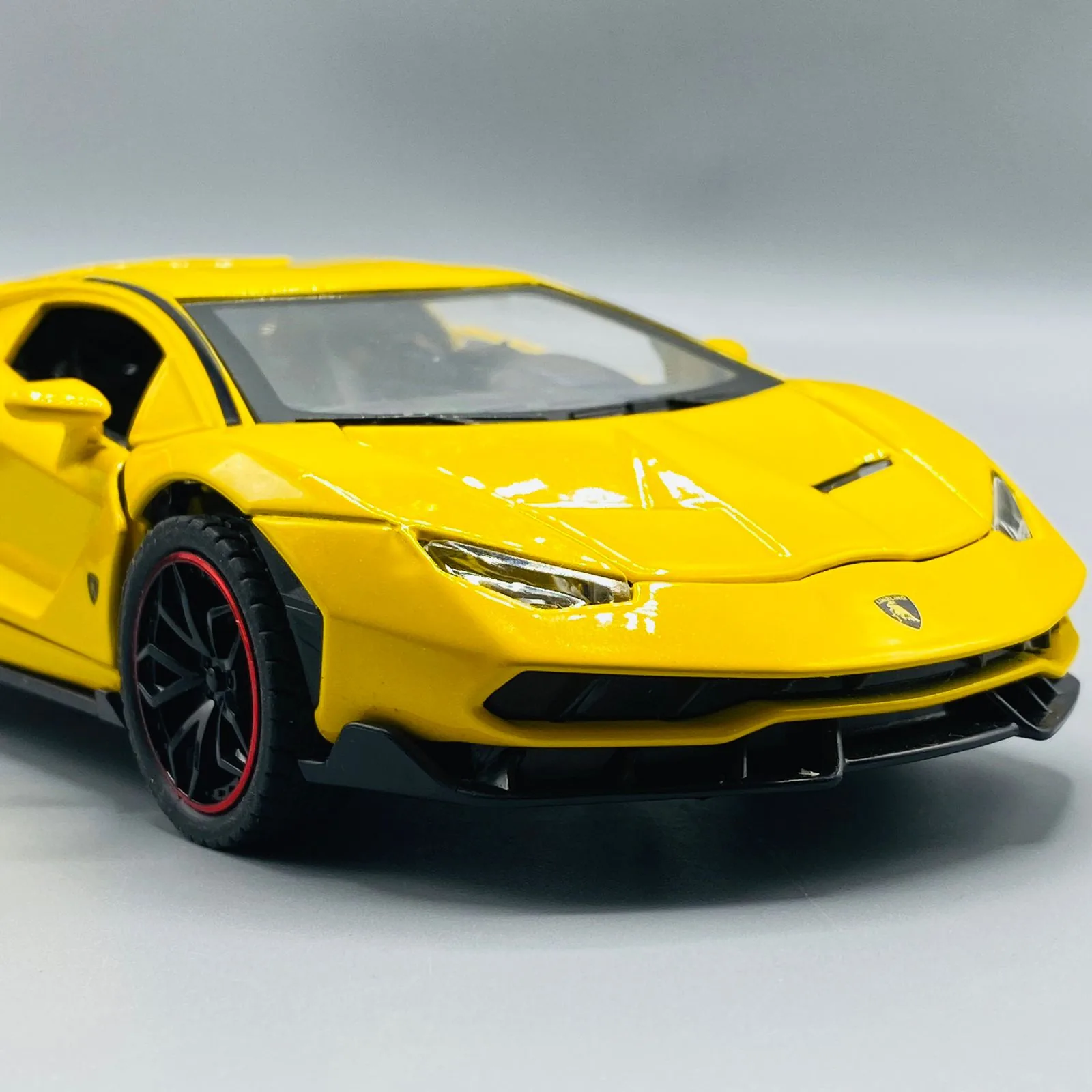 Metal Body Lamborghini Centenario with Light & Sound 1:24 Scale - Image 32