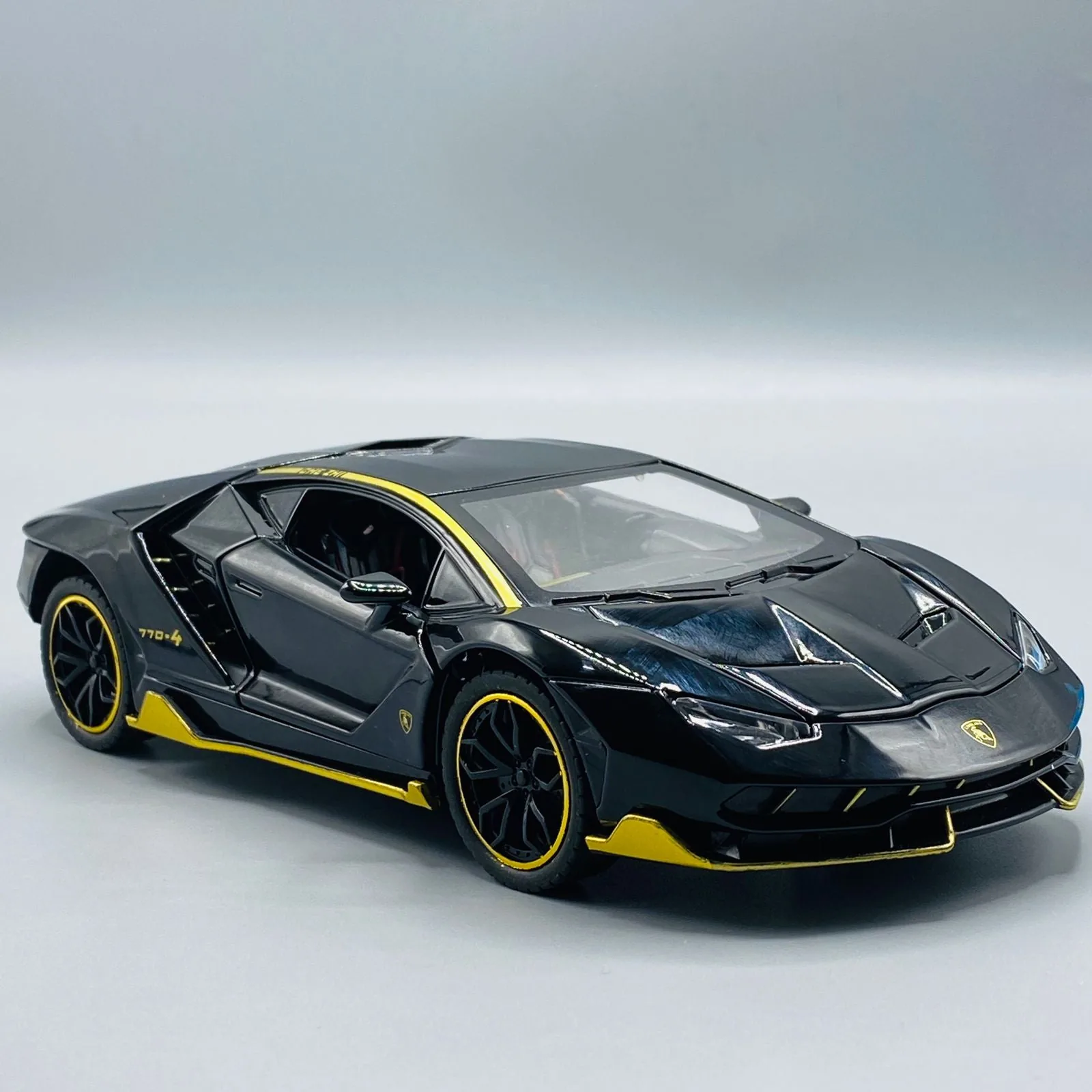 Metal Body Lamborghini Centenario with Light & Sound 1:24 Scale - Image 6